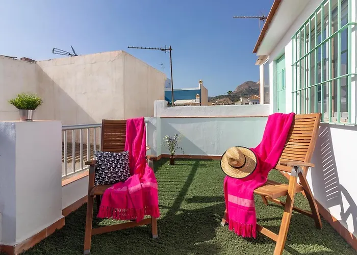 Sea & Wave Al Rolo Beach Apartment